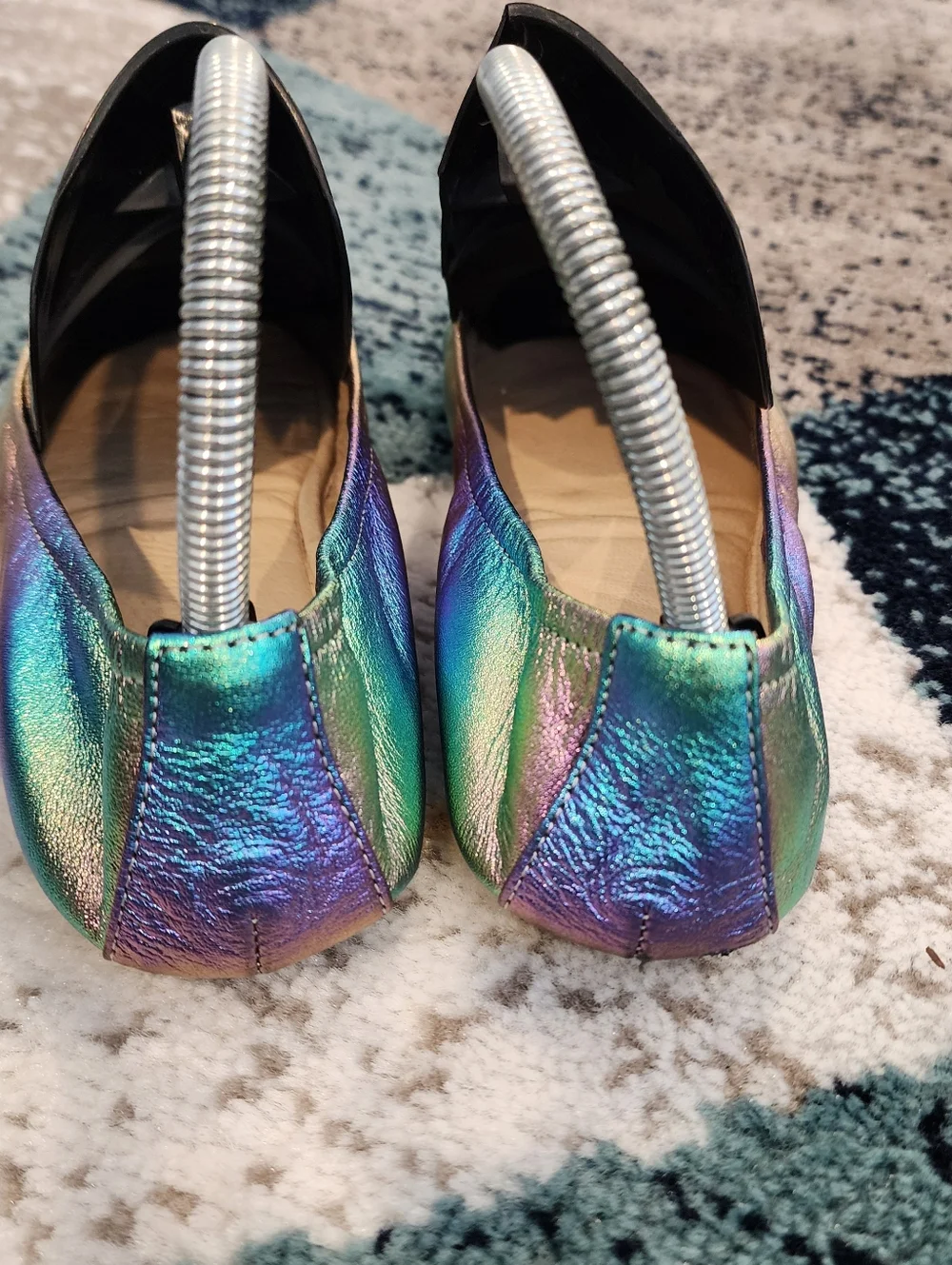 The Storehouse Flats Northern Lights Rainbow Foldable Ballet Size 8 Classic
